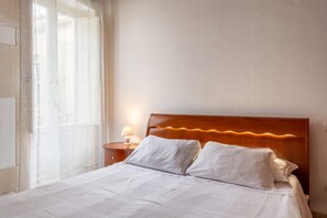 1 chambre, Wi-Fi gratuit, draps fournis