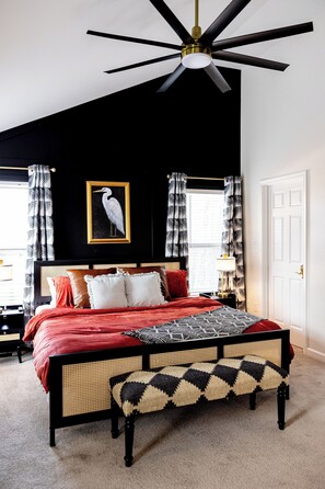 3 Schlafzimmer, Schreibtisch, Bügeleisen/Bügelbrett, kostenloses WLAN