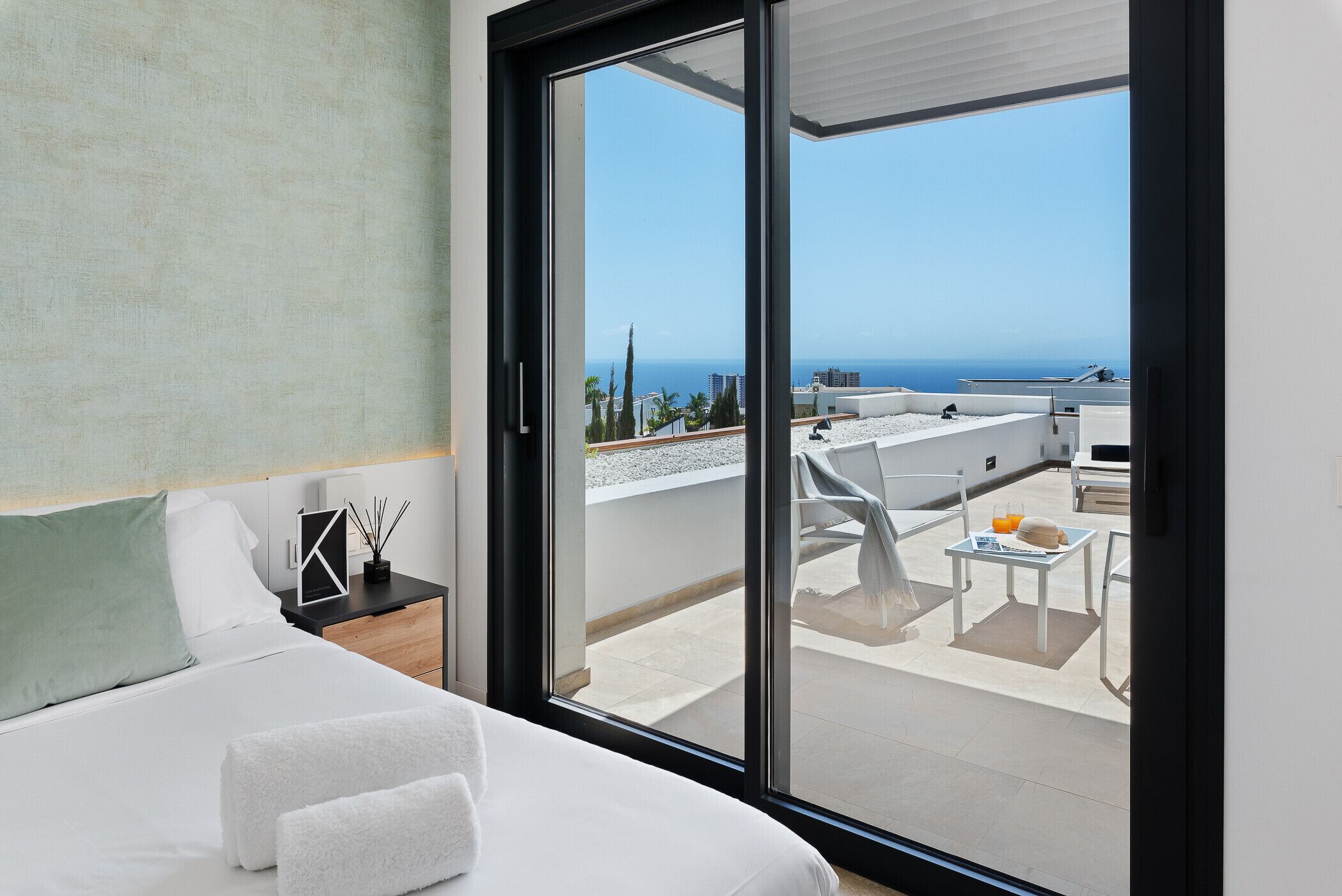 5 camere, una cassaforte in camera, ferro/asse da stiro, Wi-Fi gratuito