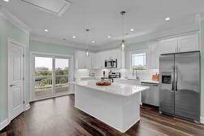 Fridge, microwave, oven, dishwasher - 6 Bedrooms, New Construction, Ocean and Sound Views (North Topsail Beach)