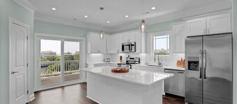 6 Bedrooms, New Construction, Ocean and Sound Views