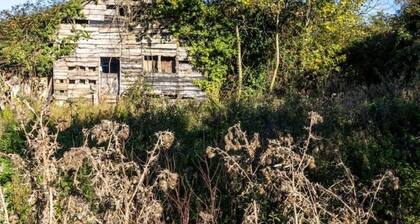 'Bramley' Hut on private Farm
