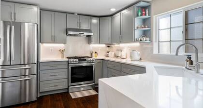 Spacious 4BR Getaway | Grill, Patio & Game Table