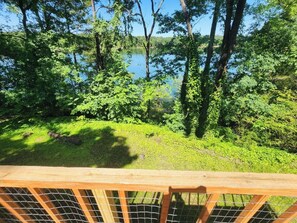 Property grounds - Rock Ledge at the Narrows (Higden)