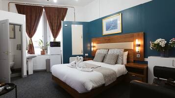 1 habitación, wifi gratis y ropa de cama