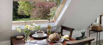 Beautifully presented dog friendly - The Old Stables at Broadwell Manor