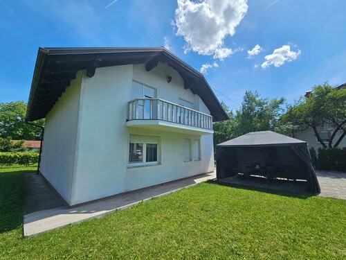 Relaxing Holiday Villa in Bihać – Private, Clean & Fully Equipped