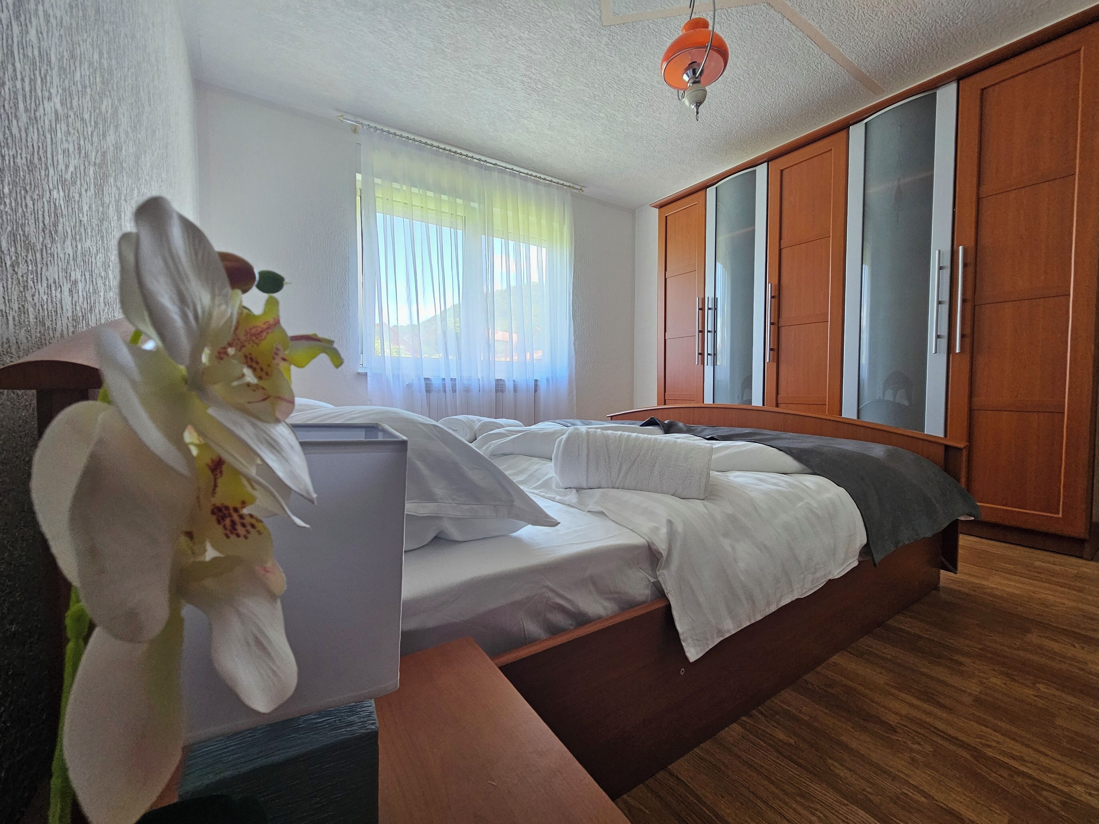 4 bedrooms, WiFi