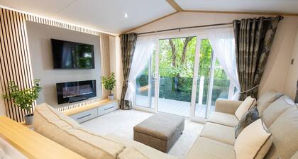 Chantry Lodge overlooking the harbour at Sandhills Costal Retreat