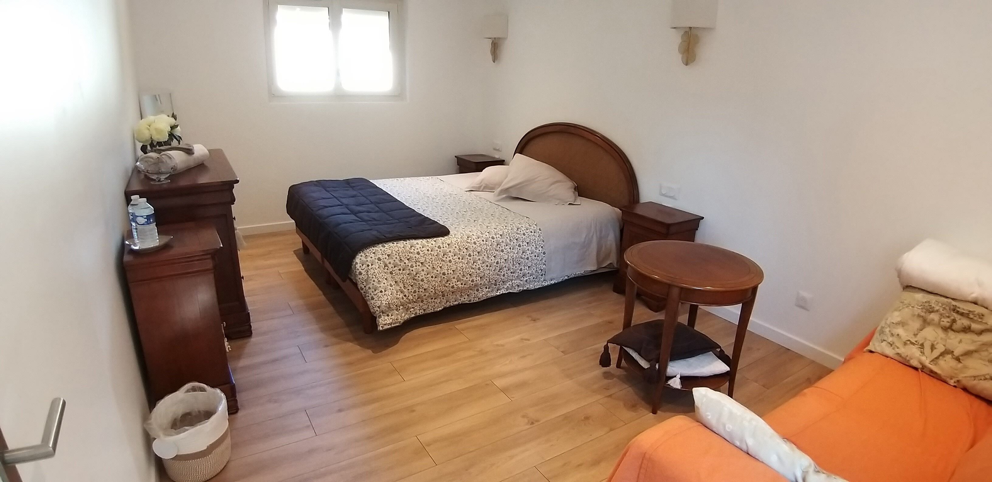 Standard Double or Twin Room, 1 Queen Bed, Garden View | Iron/ironing board, WiFi (free), bed sheets
