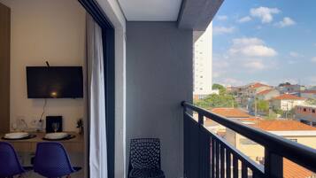 Estúdio | Varanda coberta
