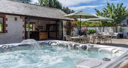 White Horse Farmhouse