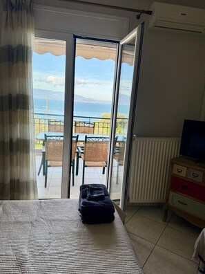 2 slaapkamers, een strijkplank/strijkijzer, wifi, beddengoed