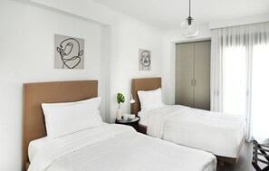 Superior appartement, balkon | Een kluis op de kamer, een strijkplank/strijkijzer, gratis wifi