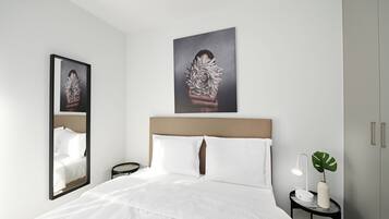 Maisonette | In-room safe, iron/ironing board, free WiFi