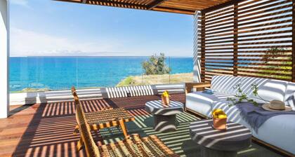 Villa Akroyiali Seafront Serenity Shared Pool