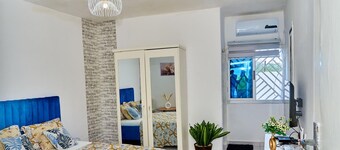 Cosy studio in a mini-complex with swimming pool close to amenities.