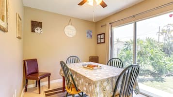 Nhà (3 Bedrooms) | Nội thất