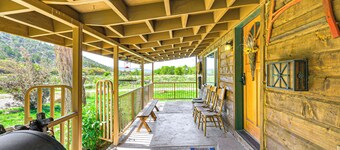 5 Mi to Navajo State Park: Riverfront Cabin!
