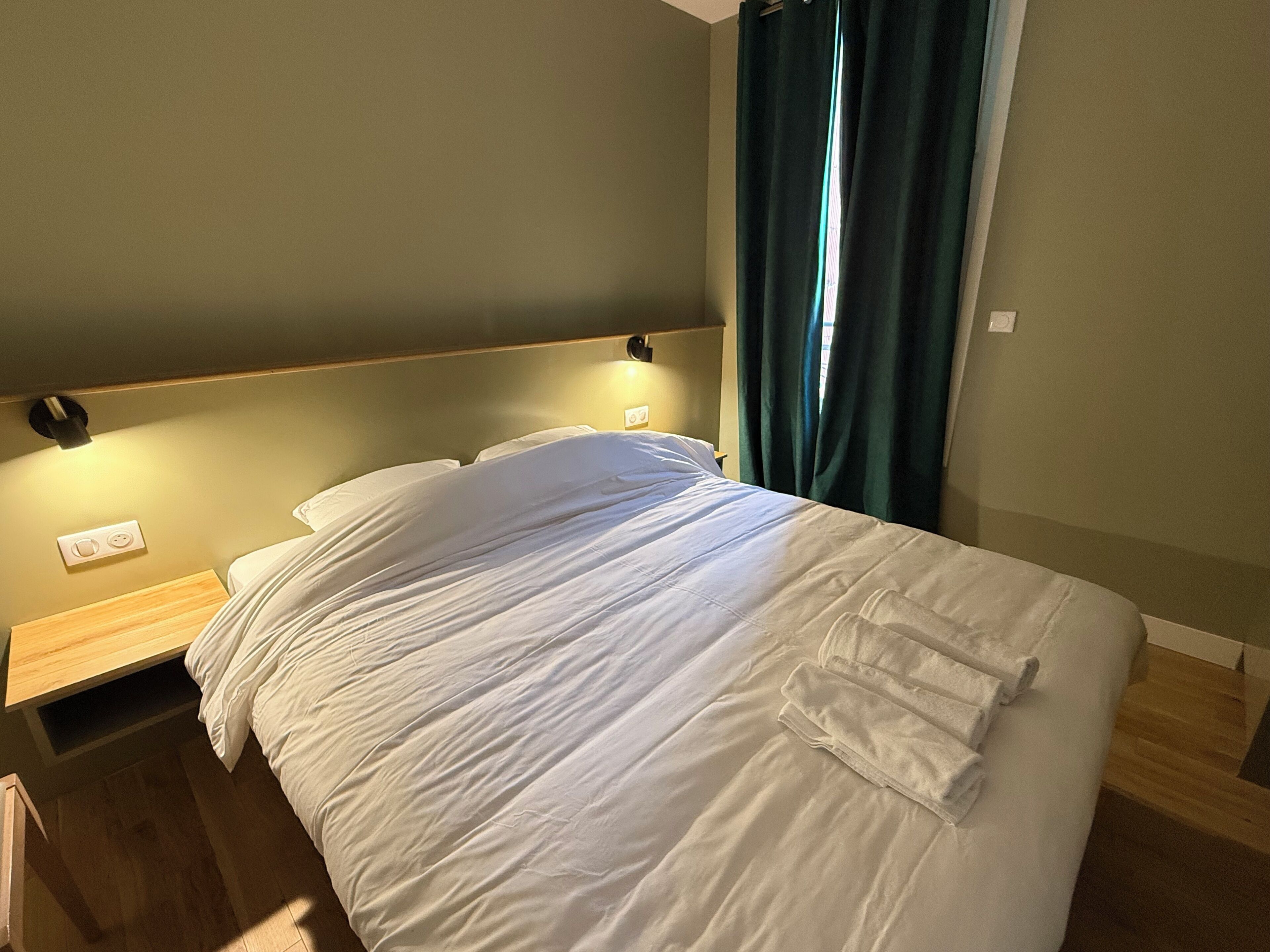 Coffres-forts dans les chambres, bureau