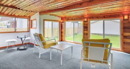 1 Mi to Shore: Lake Michigan Retreat w/ Game Room!