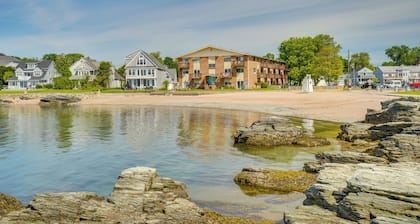 2 Blocks to Beach: Walkable Woodmont Village Home