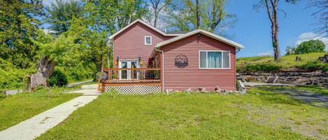 House (4 Bedrooms) | Front of property