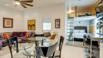 House (1 Bedroom) | Interior