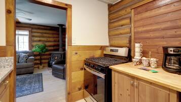 House (1 Bedroom) | Interior