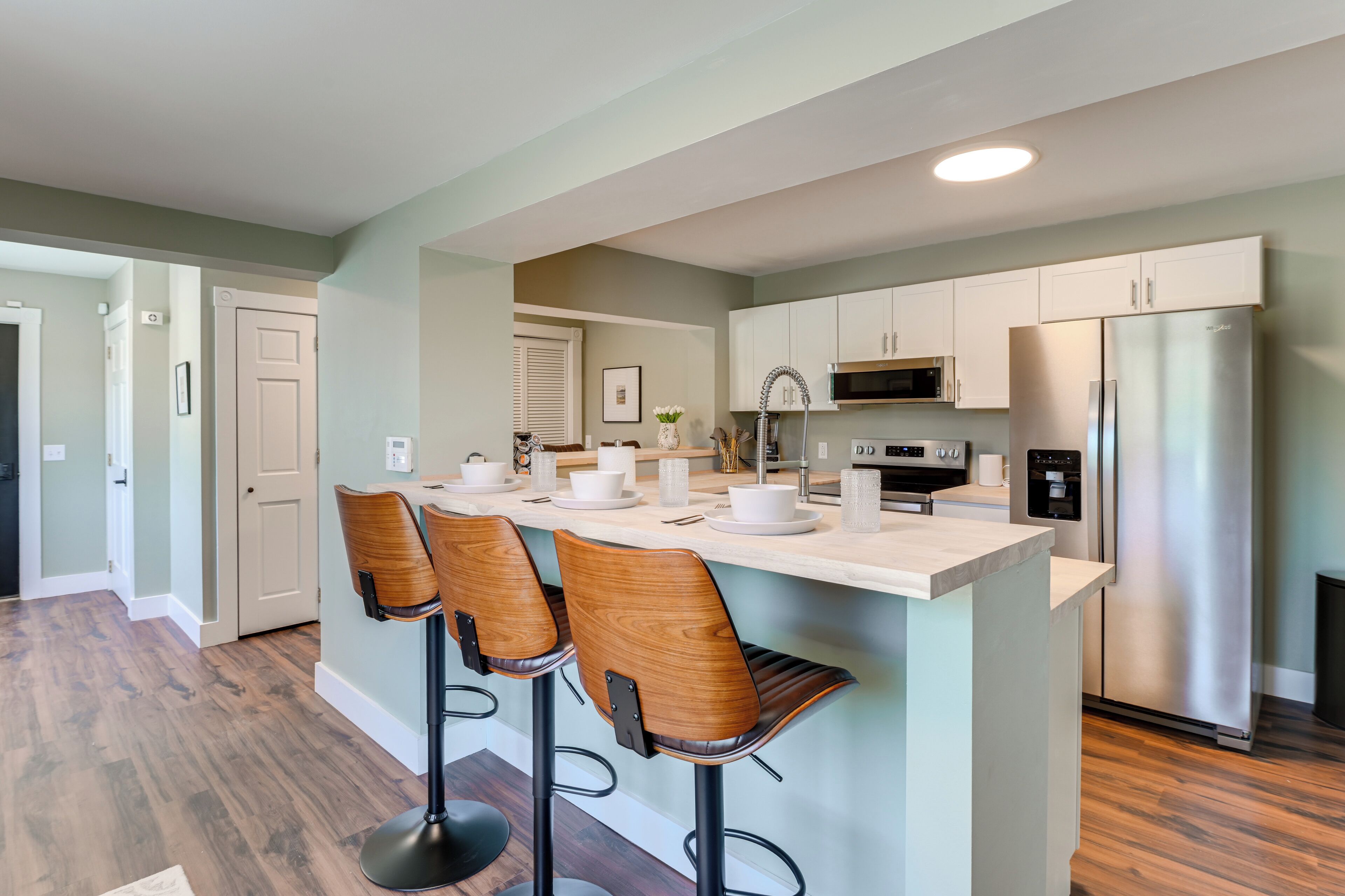 House (5 Bedrooms) | Interior