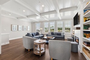 スマートテレビ、暖炉