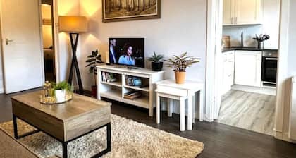 Cityview Retreat - 2-Bed Apartment - Free Parking