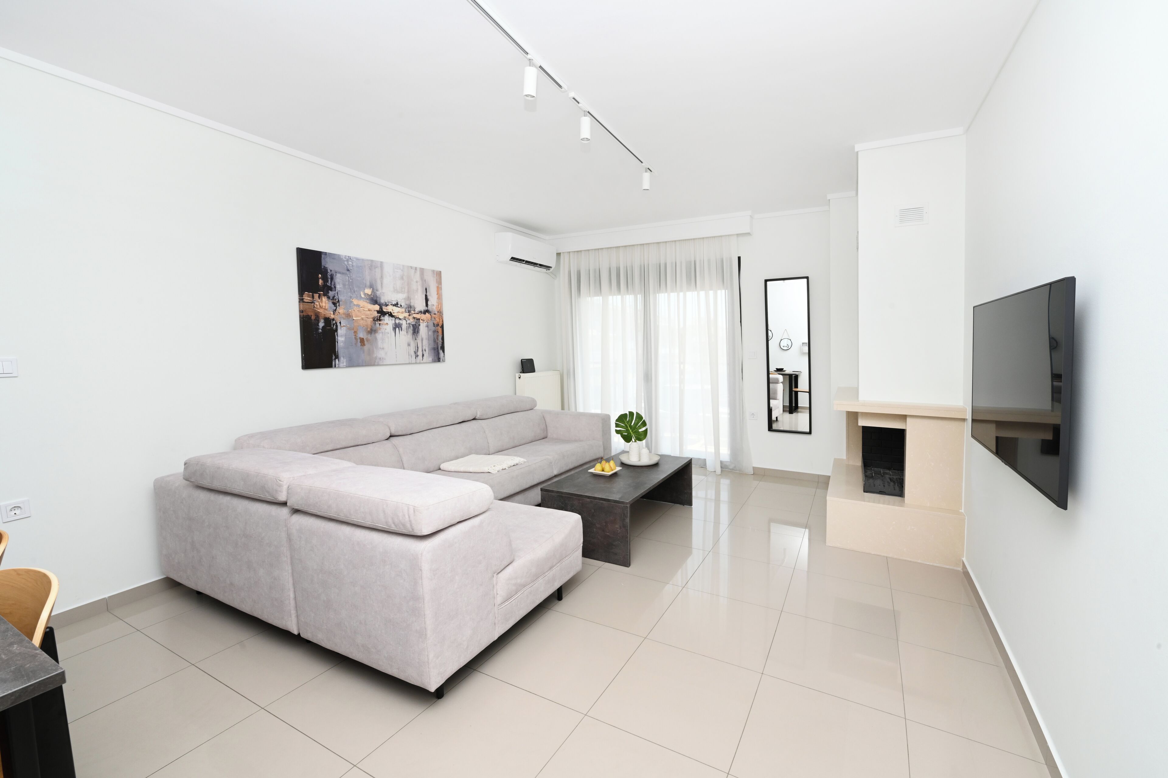 Deluxe Apartment, Balcony | Living area