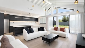 TV connectée, cheminée