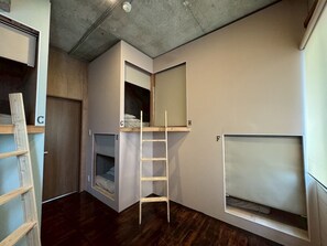 Shared Dormitory, Women only, Non Smoking | Blackout drapes, free WiFi