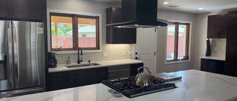 Microwave, oven, stovetop, dishwasher