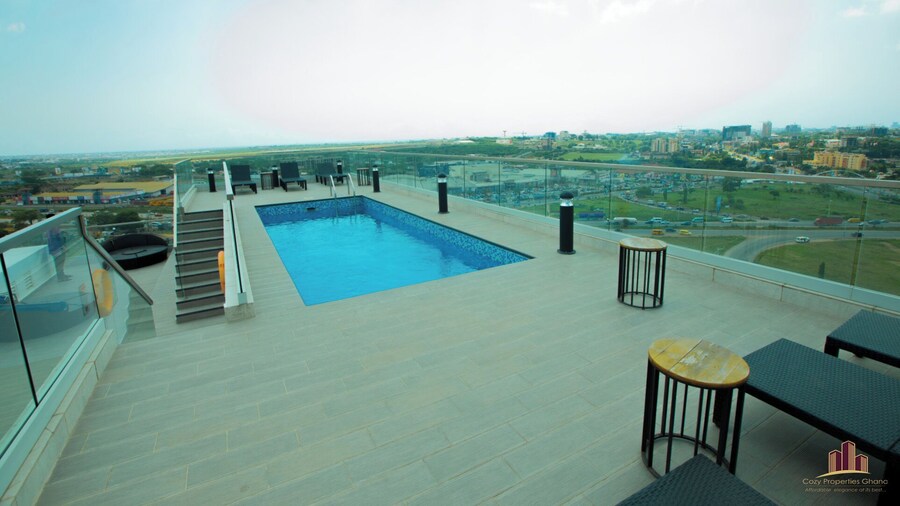 Signature Luxury Suites by Cozy