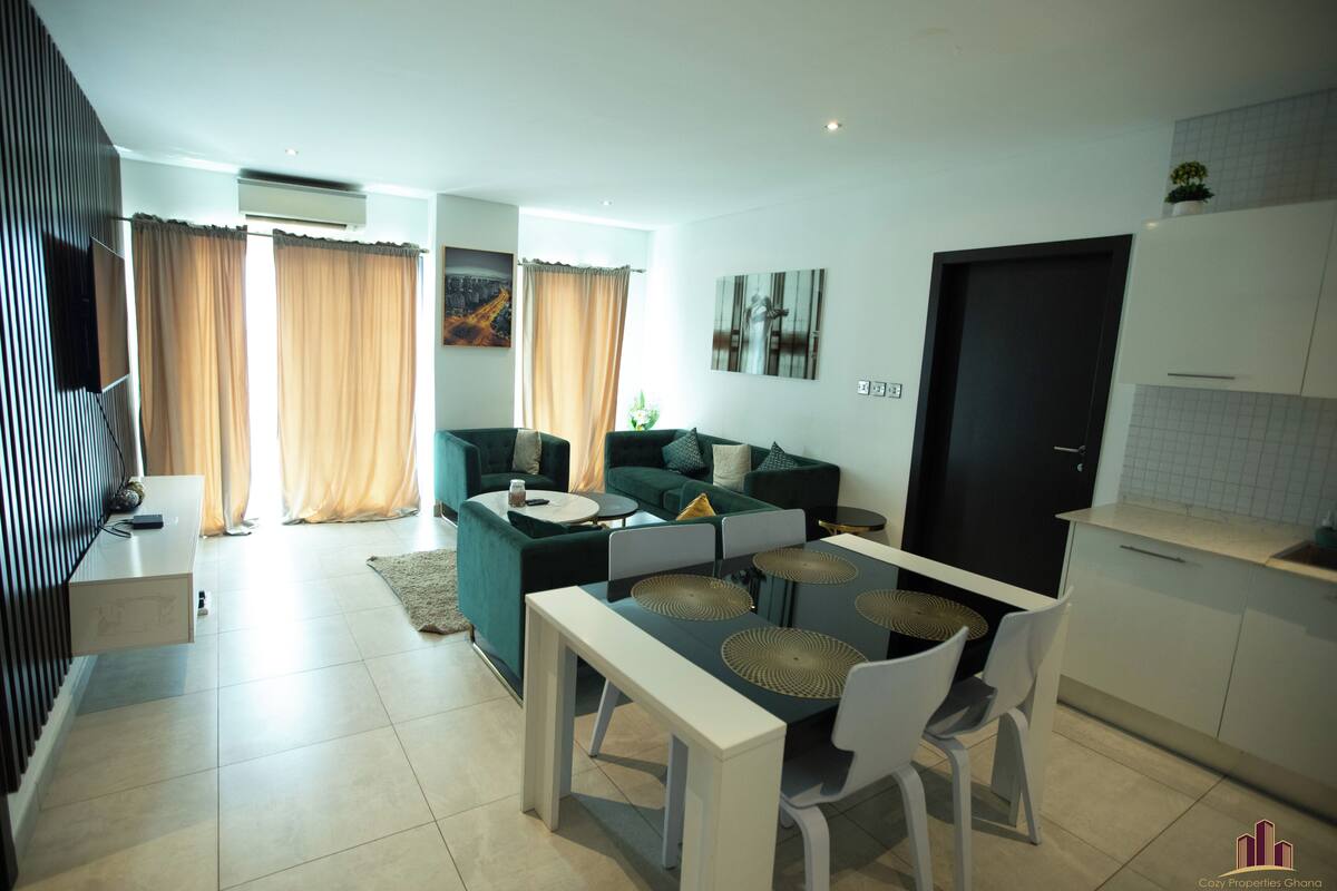 Apartment, Balcony | Living area