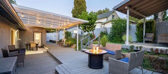 Hawley Days: 3  BR, 2  BA House in Templeton, Sleeps 10