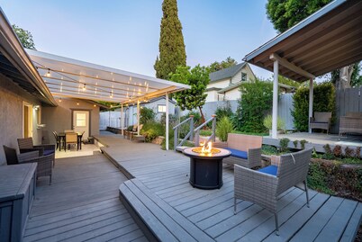 Hawley Days: 3  BR, 2  BA House in Templeton, Sleeps 10
