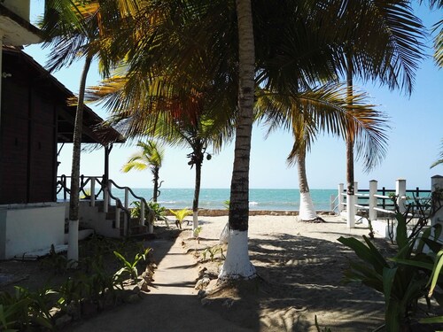 Beachfront Cabin With Wi-fi
