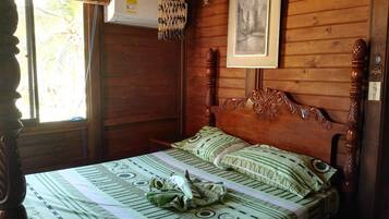 House, 3 Bedrooms, Smoking, Patio | 3 bedrooms