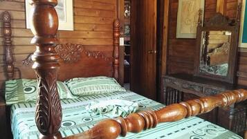 House, 3 Bedrooms, Smoking, Patio | 3 bedrooms