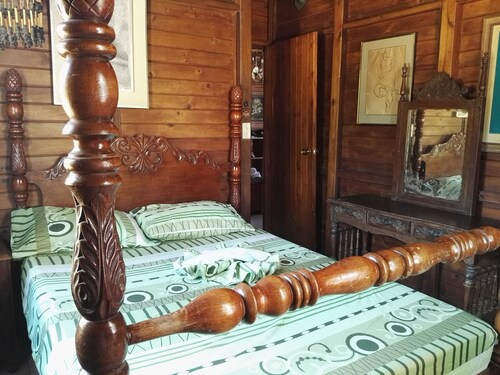 Beachfront Cabin With Wi-fi