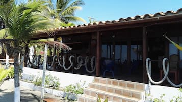 House, 3 Bedrooms, Smoking, Patio | Property grounds