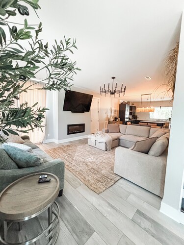 Olive Branch Villa by the river