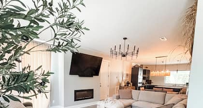 Olive Branch Villa by the river