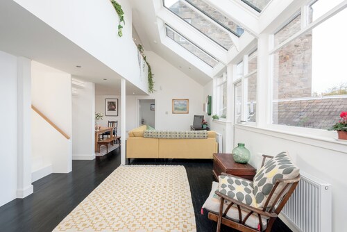 The Stockbridge Photography Studio, 3 bedrooms, 1 bath