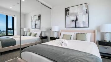 2 bedrooms, iron/ironing board, free WiFi, bed sheets