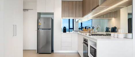Fridge, microwave, oven, stovetop